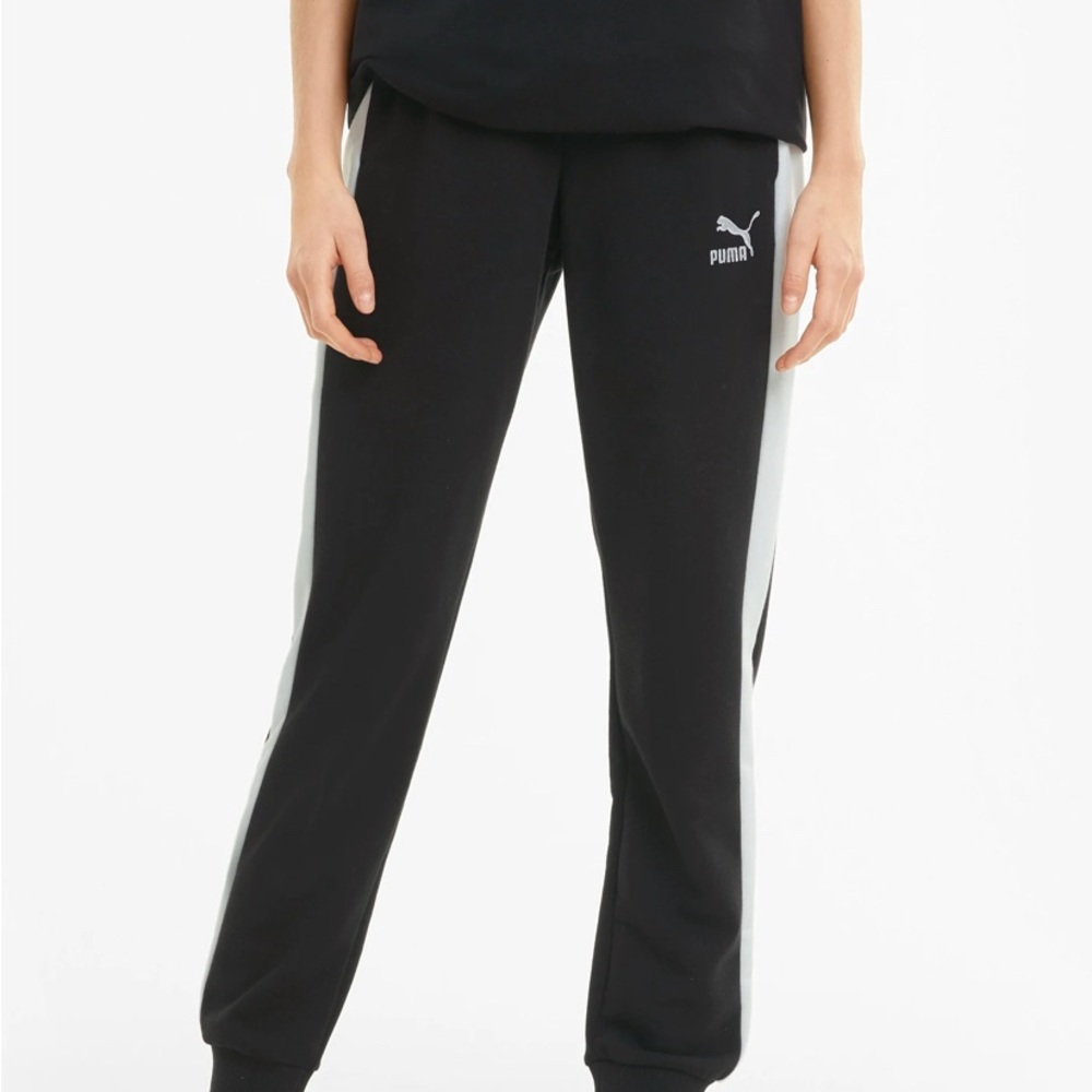 NWT: Puma classic joggers - Picture 4 of 4